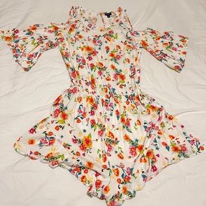 Torrid floral romper, size 0x